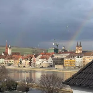  Appartamento Wunderschoene Stadtwohnung